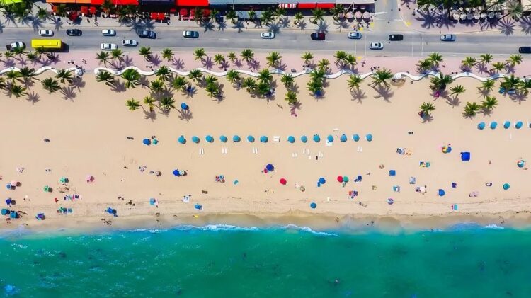 A picture of a Florida beach